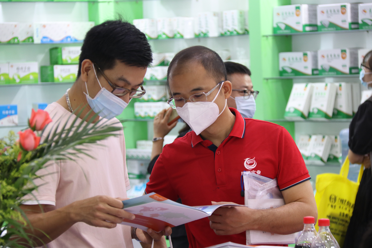 現(xiàn)場直擊第83屆國藥會！火爆人氣, 見證廣東康祥品牌實(shí)力(圖11)
